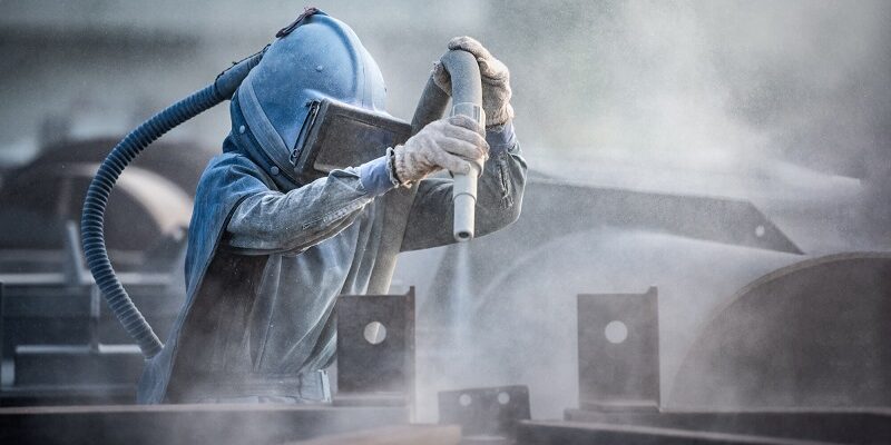 Kumlama ve boya uygulaması