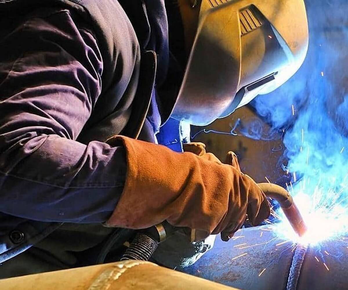 Kaynak ve montaj hattı